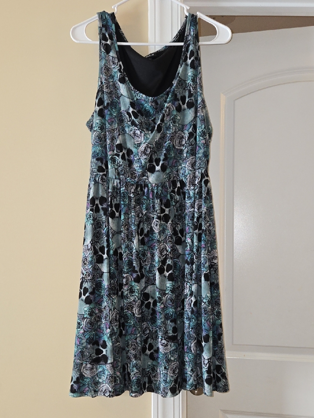 torrid Teal Floral Skull Sleeveless Midi Dress